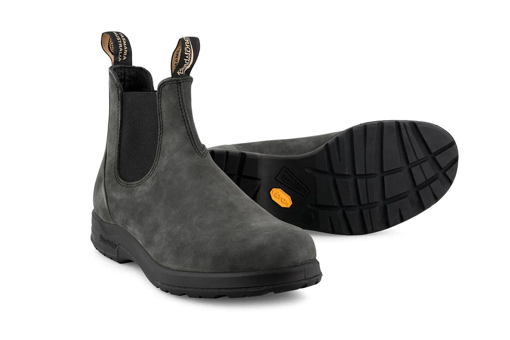 Blundstone - 2055 Rustic Black Leather Chelsea Terrain Boots