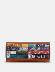 *PRE-ORDER AVAILABLE FOR SUMMER DELIVERY* New Disguise - Vegan Leather Shakespeare Bookworm Glasses Case