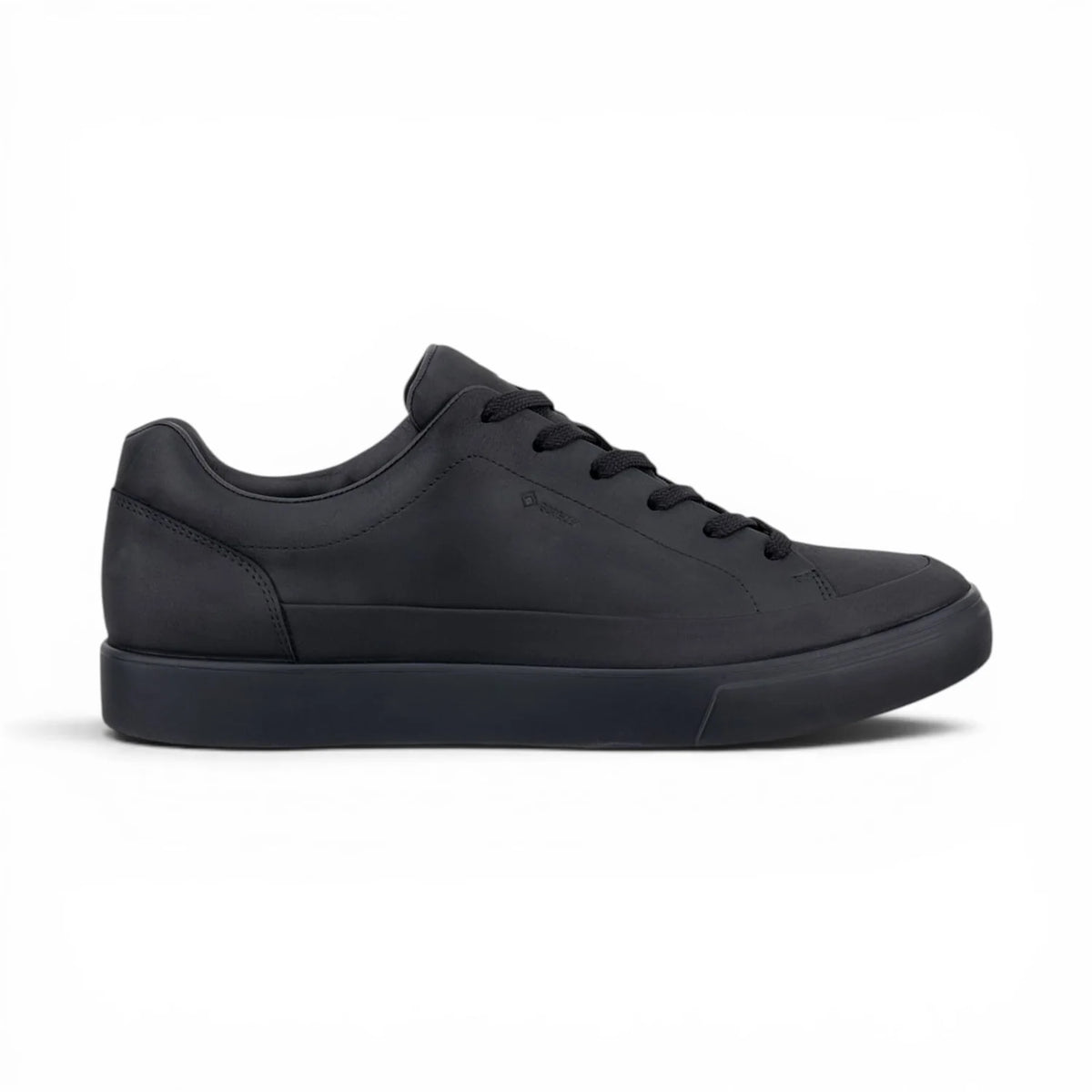 Ecco - Black Leather Waterproof Sneakers: Soft 10