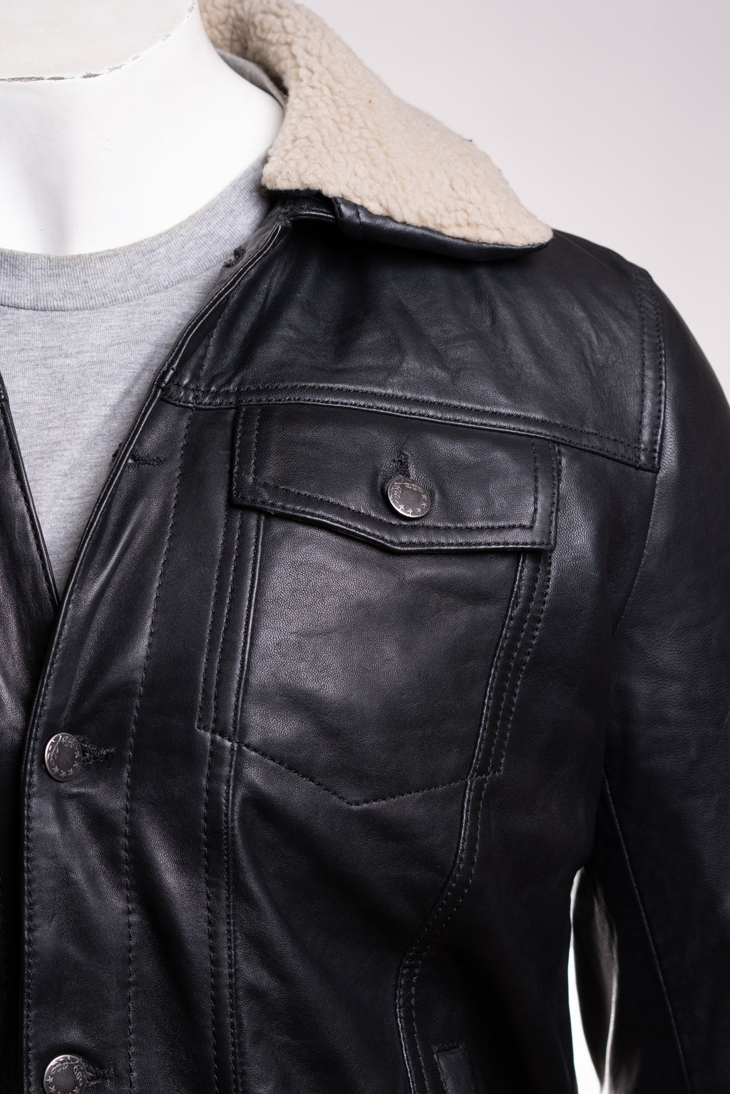 Men's Black Shirt Style Leather Jacket With Removable Sheepskin Collar: Gabriele